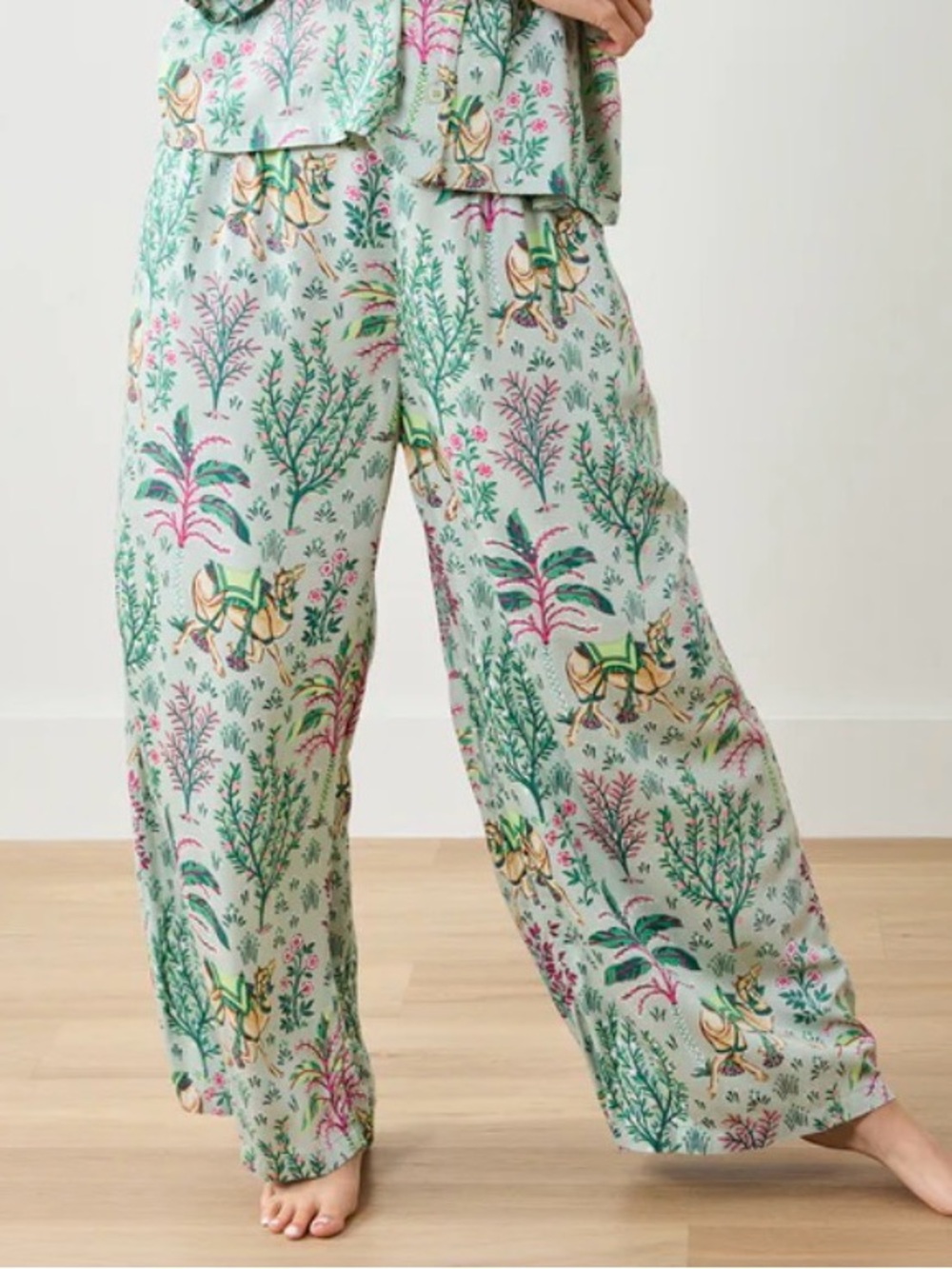 Printfresh wildest dreams pajama pants camels courtyard green women’s size xl